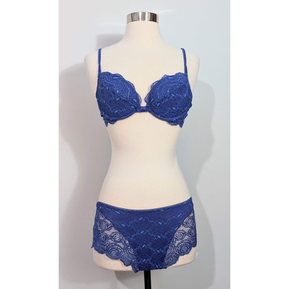 Christie's Designer Italian Blue Lace Bra and Panty Set